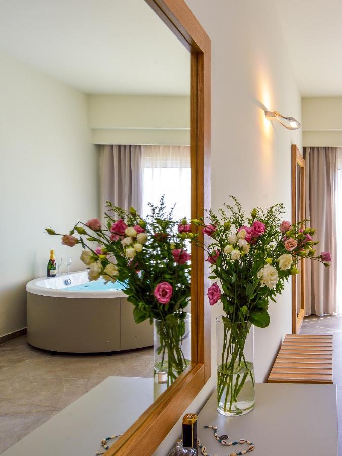 Elia Platanias Hotel ปลาเตเนียส ภายนอก รูปภาพ