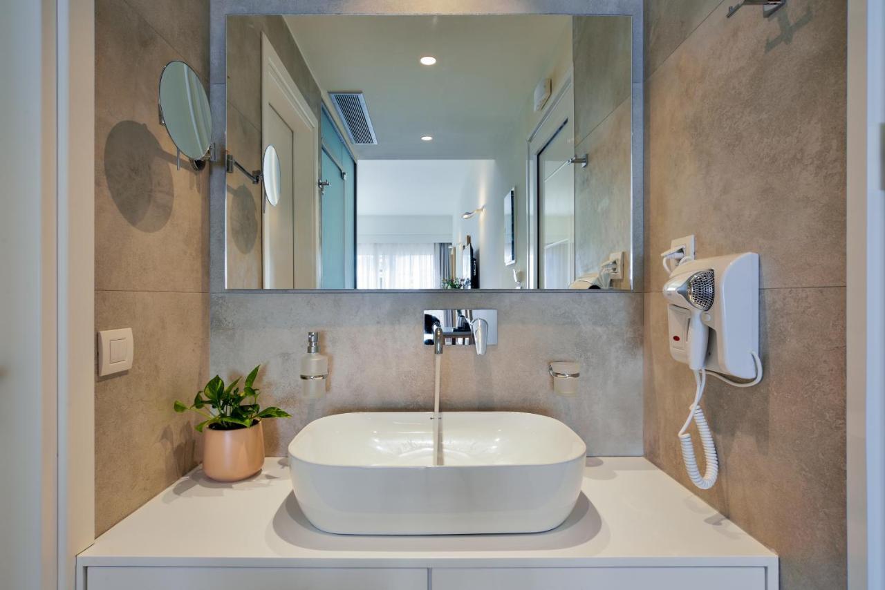 Elia Platanias Hotel ปลาเตเนียส ภายนอก รูปภาพ