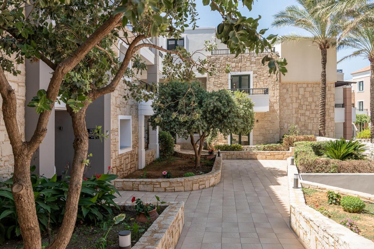 Elia Platanias Hotel ปลาเตเนียส ภายนอก รูปภาพ